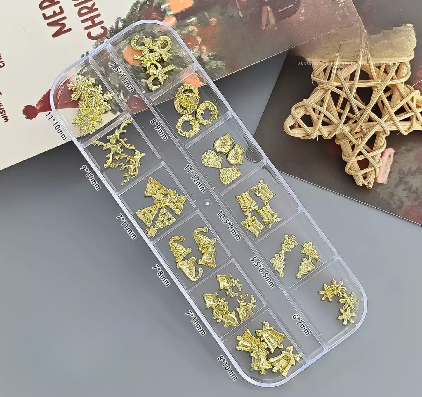 Assorted Christmas Charms 12 Grid
